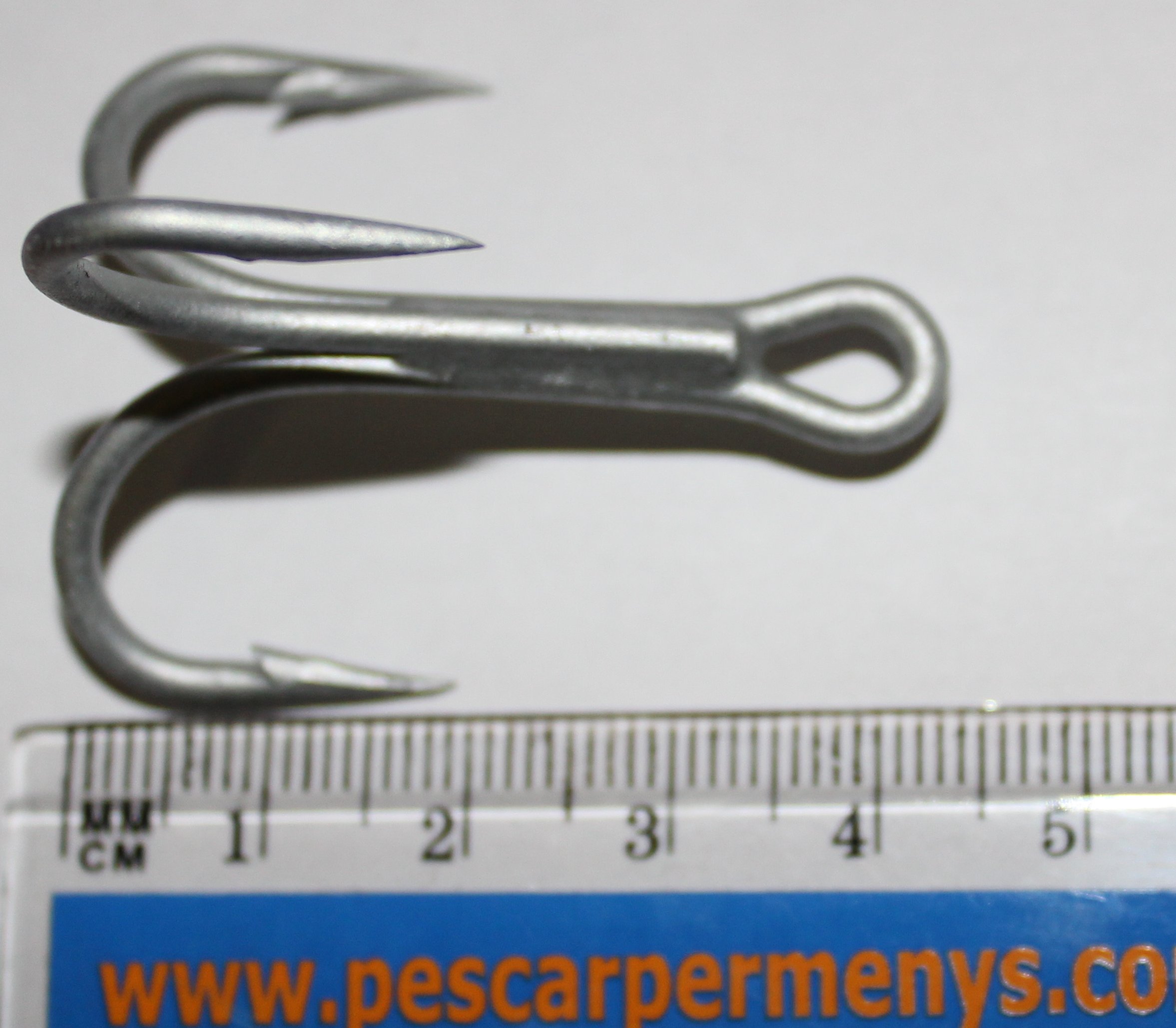 ANZUELO TRIPLE MUSTAD 9430ADS 4/0 (unidad)