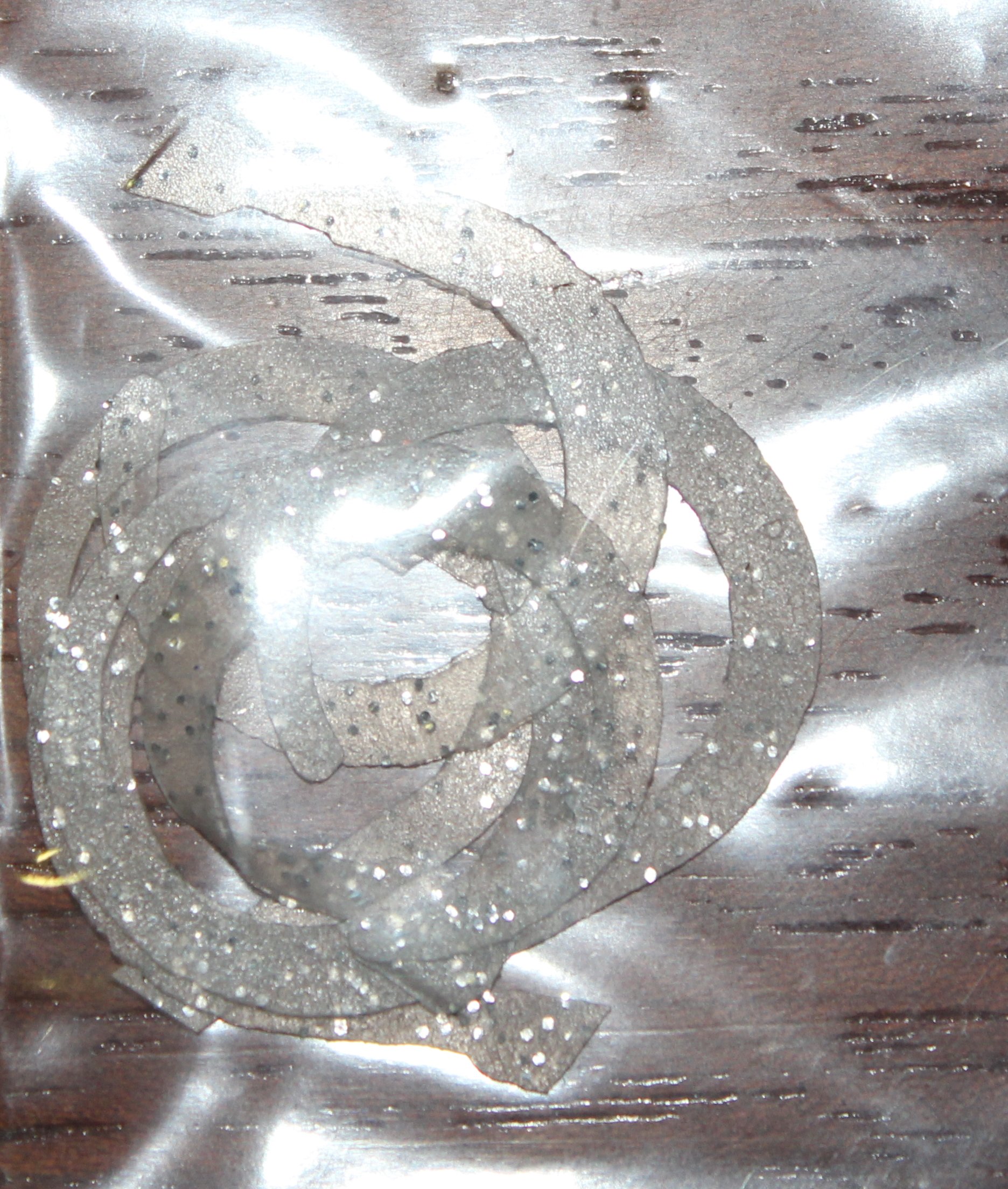 FLY STREAMER TWIST TAILS PEARL SILVER