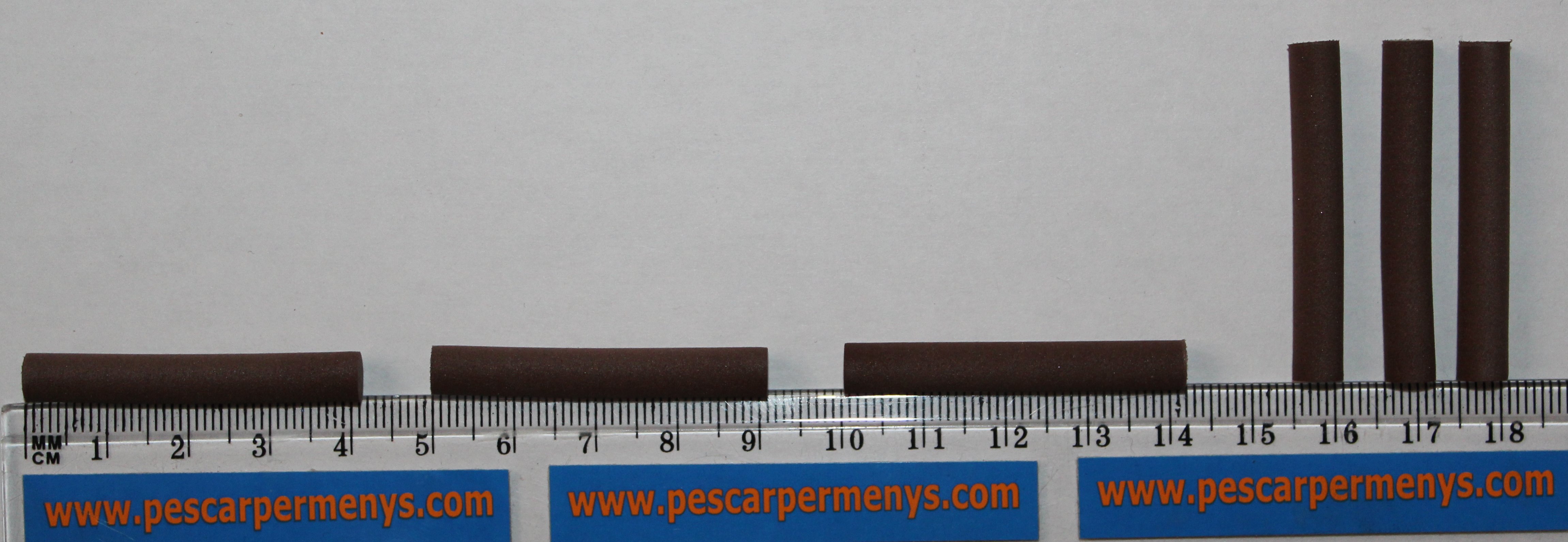 FOAM CYLINDERS 6mm BROWN (6unidades)