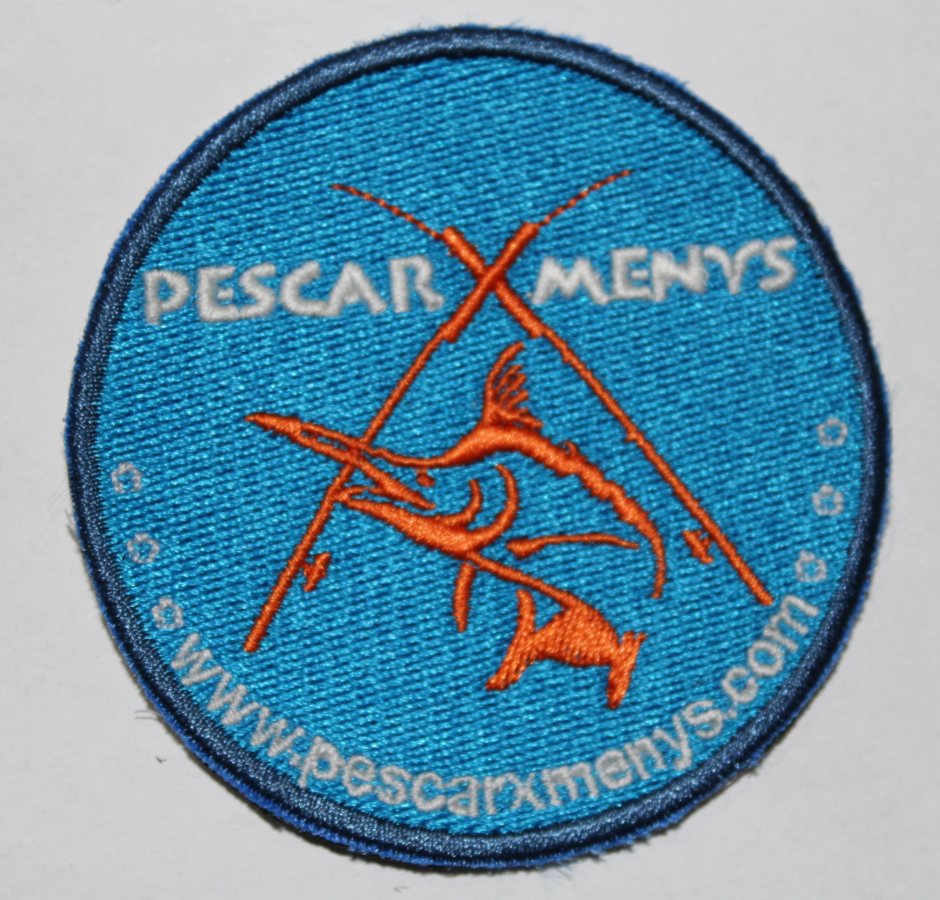 ESCUDO BORDADO PESCAR PER MENYS
