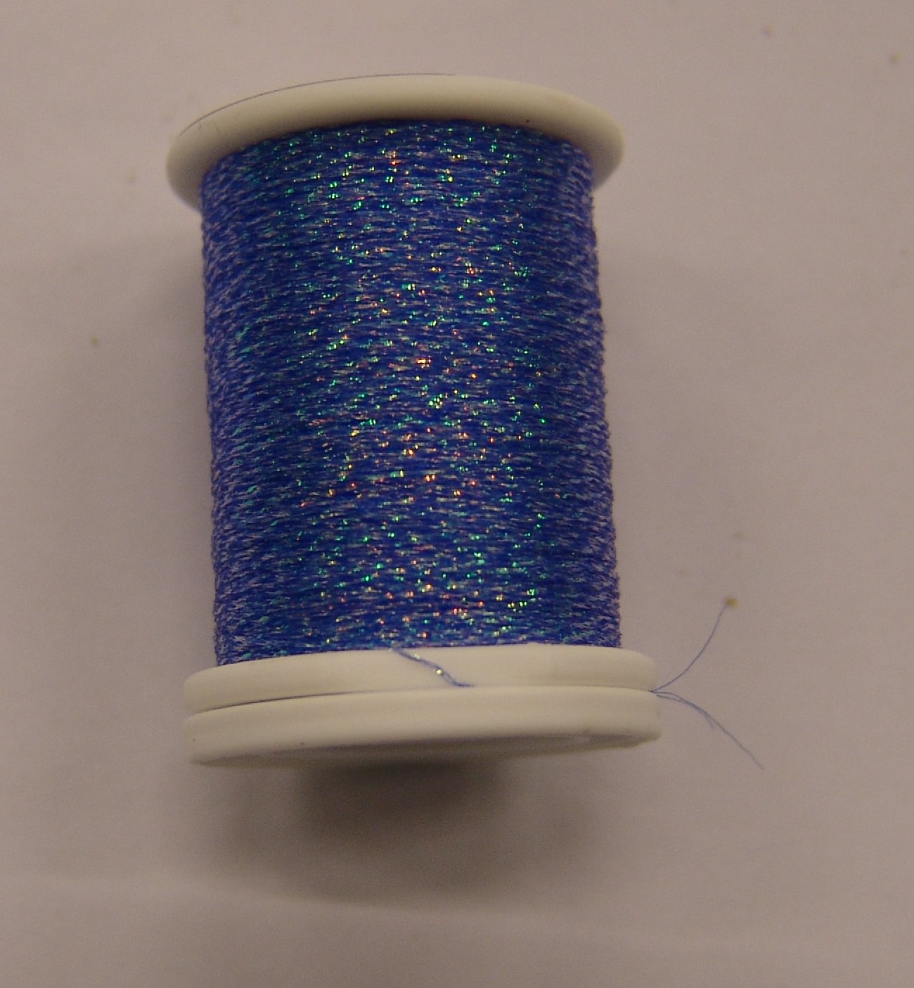 HILO MONTAJE GLITTER THREAD 35m Den.230 Lt. Blue