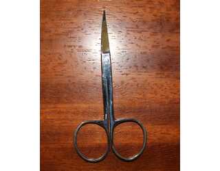 TIJERA NIQUELADA TORCIDA 11 CM TIJERA NIQUELADA TORCIDA 11 CM