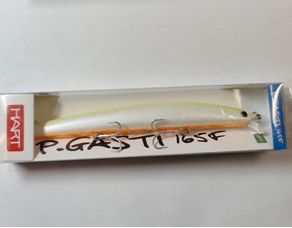 PEZ HART P.GASTI FLOATING 165mm 25gr COLOR 518