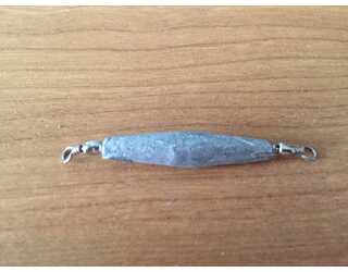 PLOMO TORPEDO CON 2 EMERILLONES 25GR (unidad) PLOMO TORPEDO CON 2 EMERILLONES 25GR (unidad)