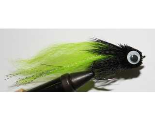 DEER HAIR SHAD ANZ 4/0 BLACK/CHARTREUSE DEER HAIR SHAD ANZ 4/0 BLACK/CHARTREUSE
