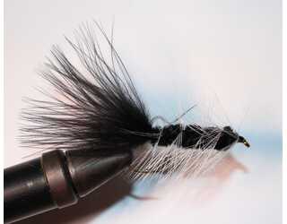 STREAMER WOLLY BUGGER BLACK