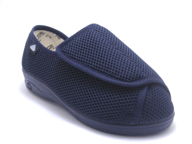 CELIA RUIZ PATRICIA NAVY