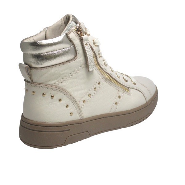 CARMELA 161805 ICE