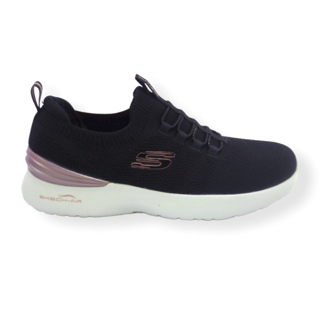 SKECHERS 149693 BBK DYNAMIGHT PERFECT STEPS.