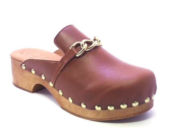 CHIKA 10 ELIXIR 01 CUIR