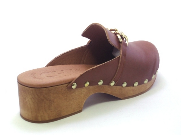 CHIKA 10 ELIXIR 01 CUIR