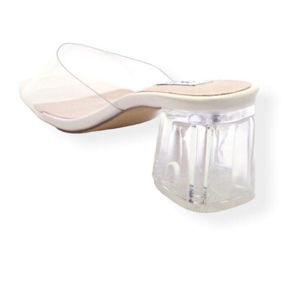 CHIKA 10 NOELIA 11 BEIGE VINILO