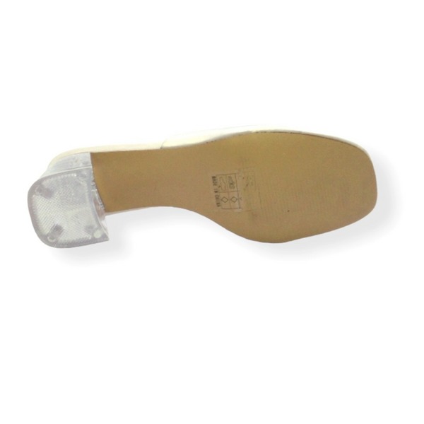 CHIKA 10 NOELIA 11 BEIGE VINILO