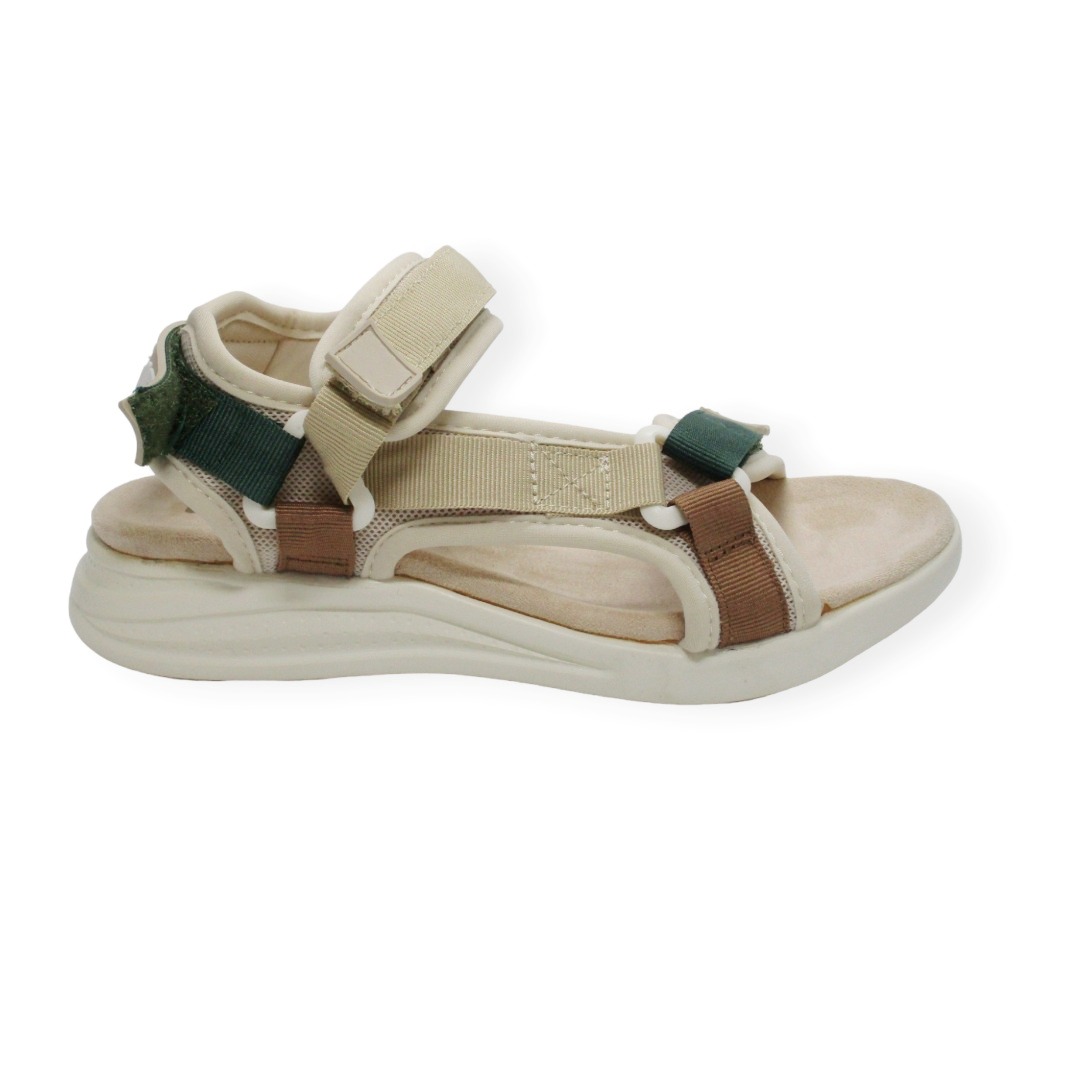 CHIKA10 MAGY 05 CUIR