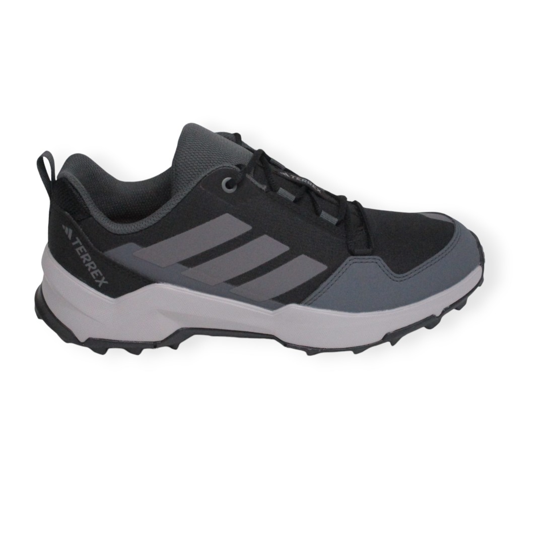 ADIDAS IF6525 BLACK AX4R LOW TREK.