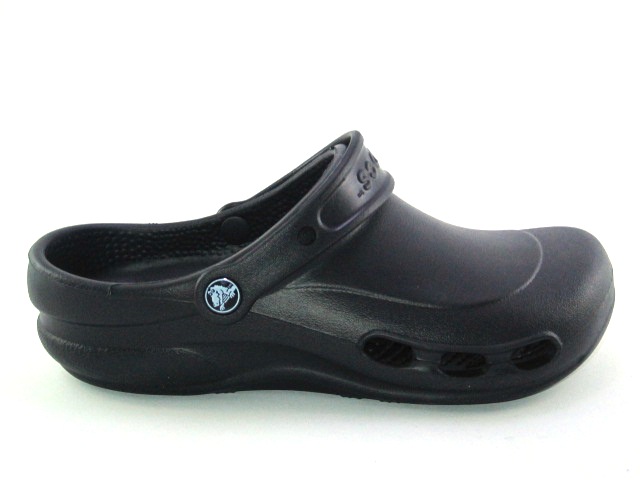 CROCS 1074 BLACK SPECIALIST VENTILATOR.