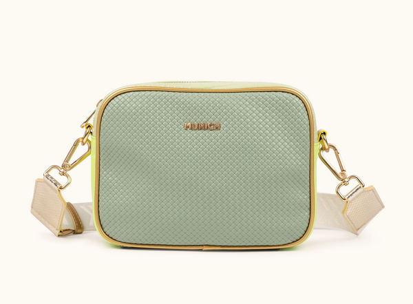 MUNICH BLOCK FUN MINT CROSSBODY CAMERA