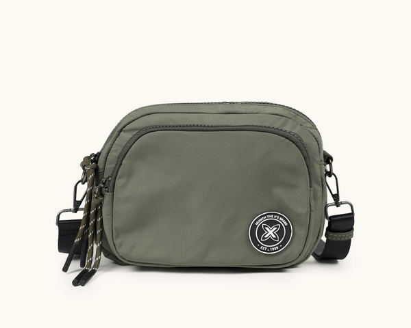 MUNICH SHALLOW CROSSBODY CAMERA GREEN