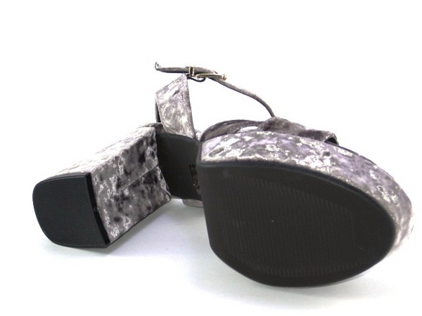 ANGEL ALARCON 76633 GREY