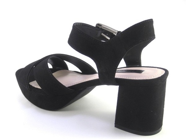 CHIKA10 NEW CLOE BLACK