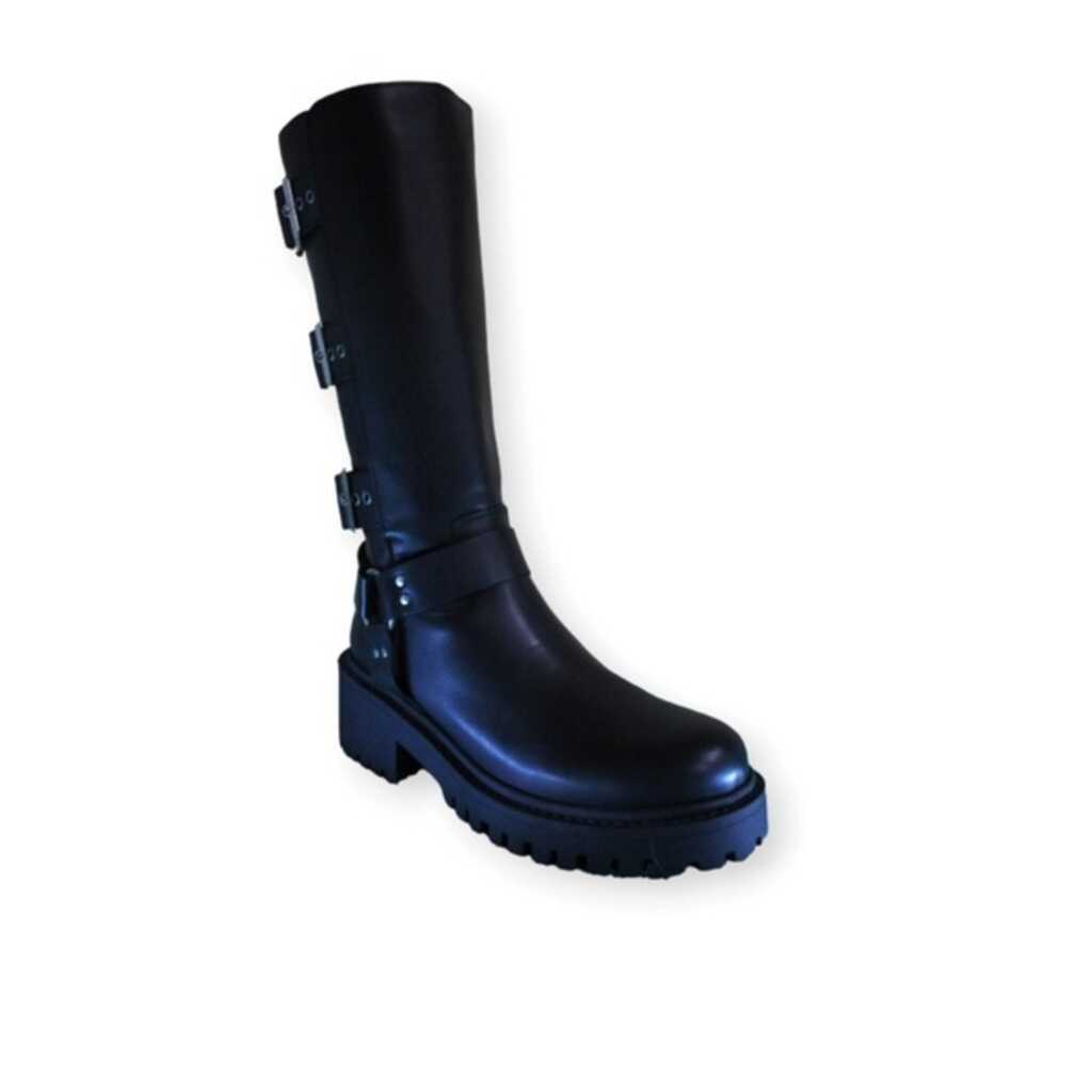 clara duran motera black_1