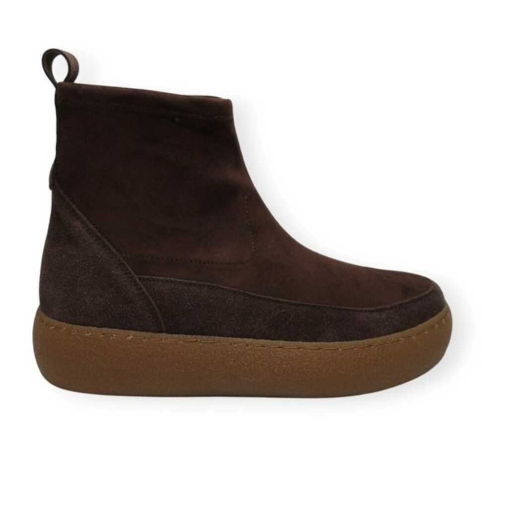 claudia 8 haya congo