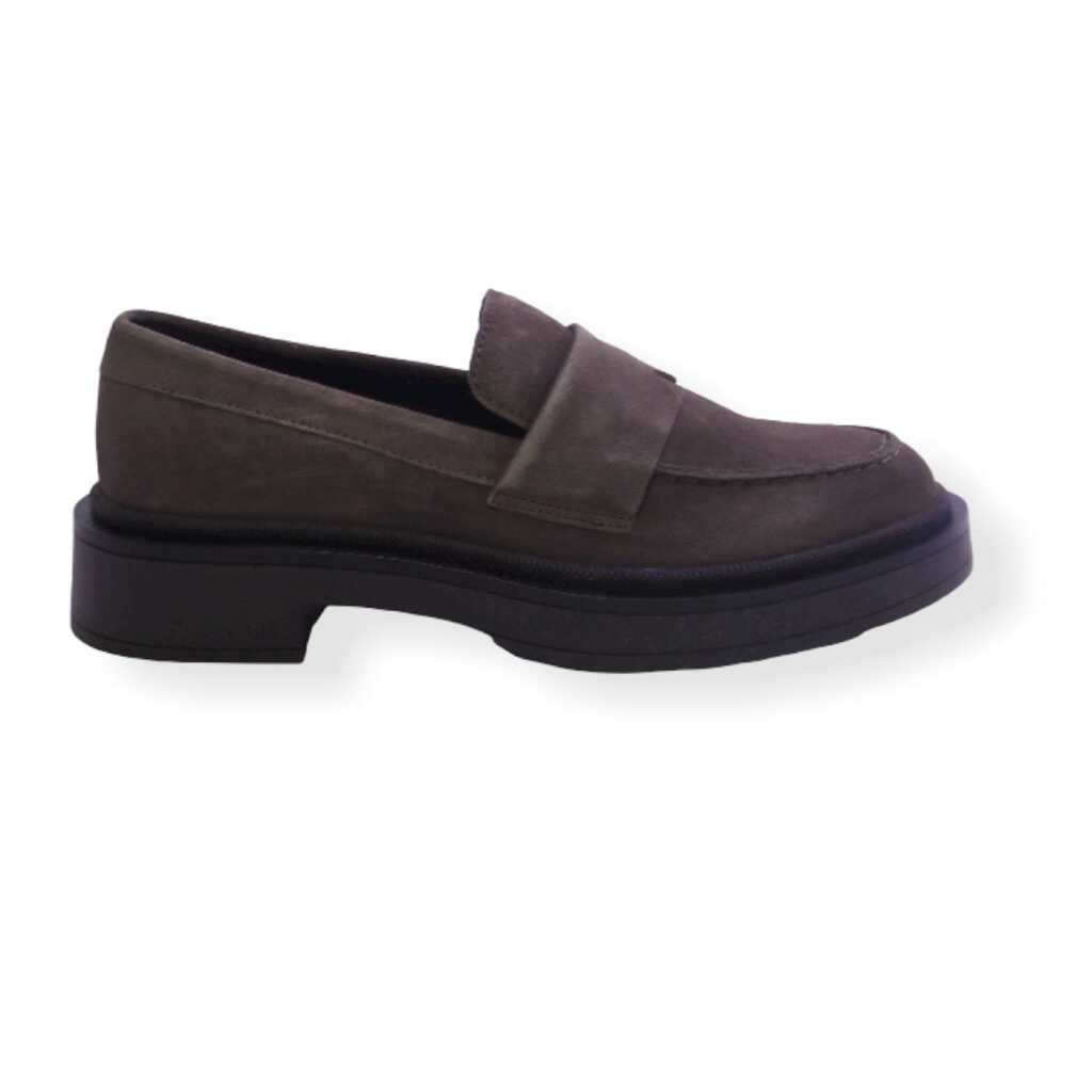 vexed 7021 regina taupe