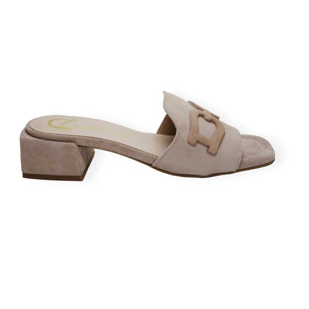 claudia 18 ares ballet