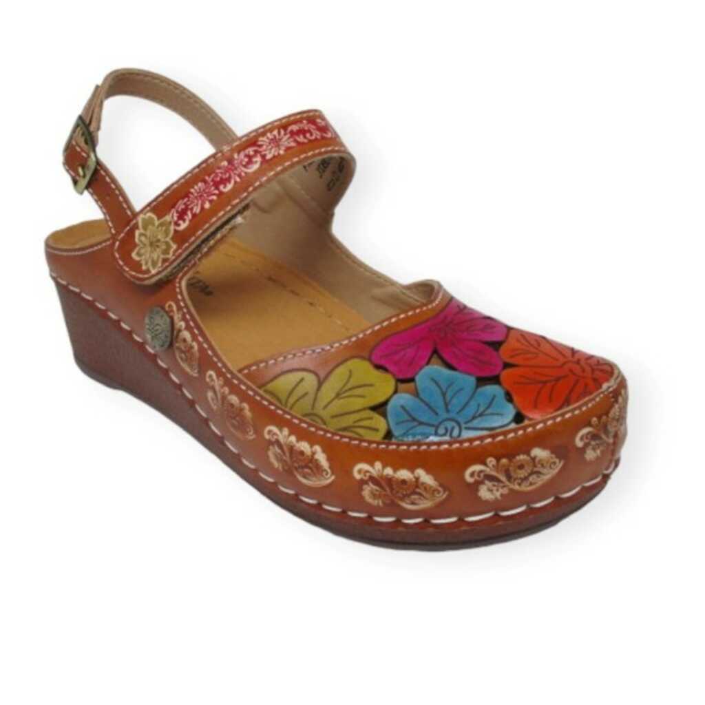 laura vita fascineo 26 camel_1