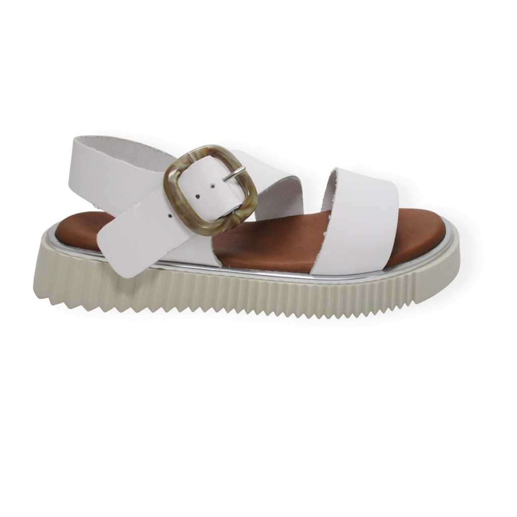 chika10 alexia 02 white.