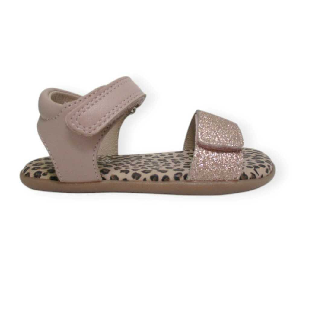 gioseppo saugus nude barefoot