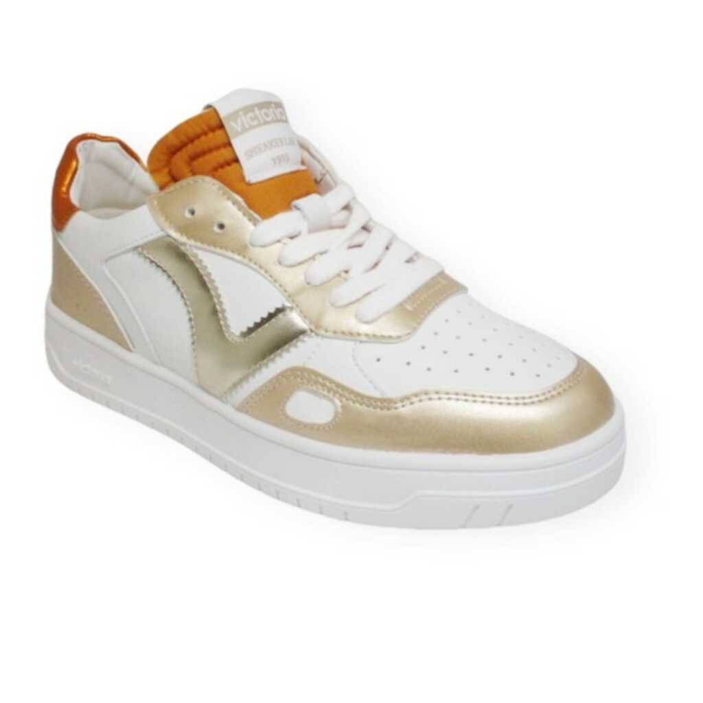 victoria 1257120 platinum_1