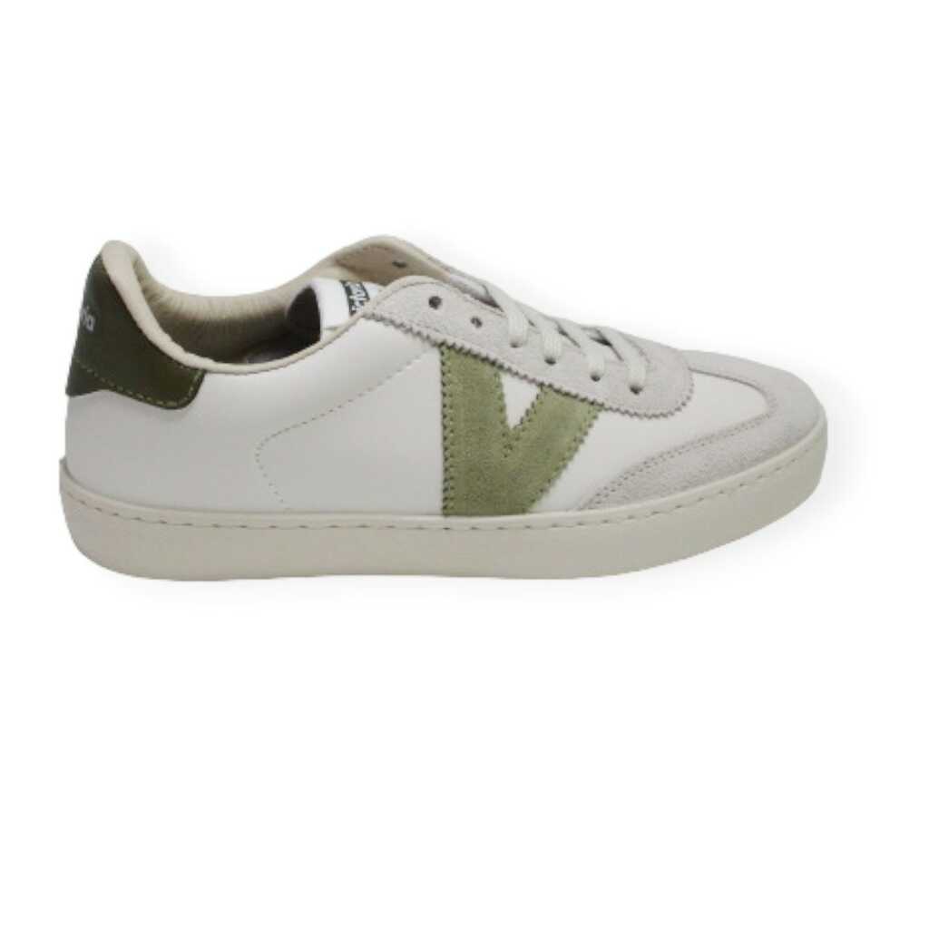 victoria 1126184 safari berlin