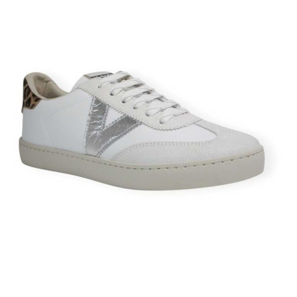 victoria 1126209 silver_1