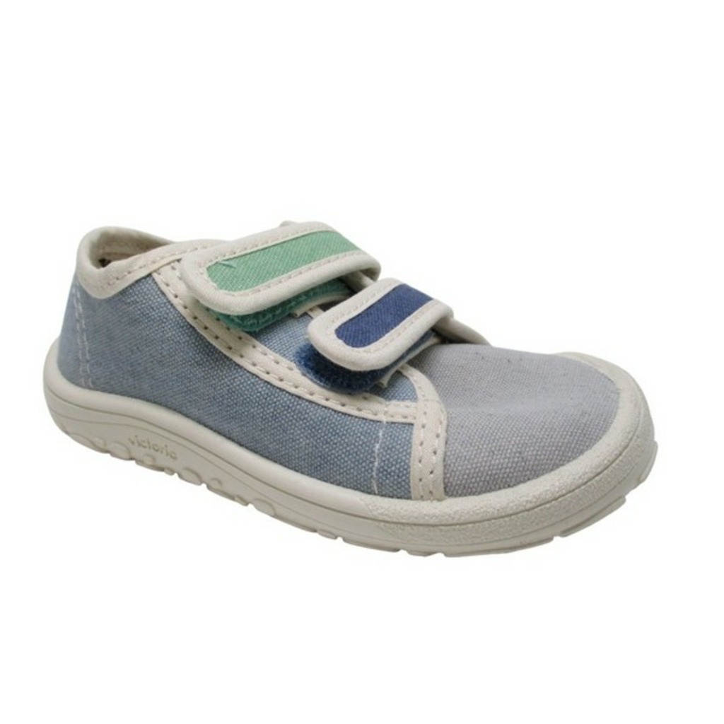 victoria 1370129 blue barefoot_1