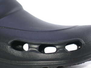 crocs 1074 black specialist ventilator._1
