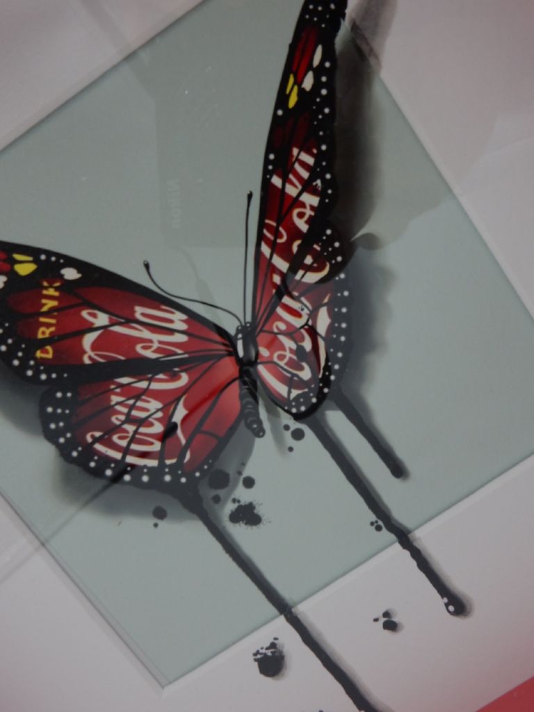 Urban Camouflage Butterfly / Cola 7