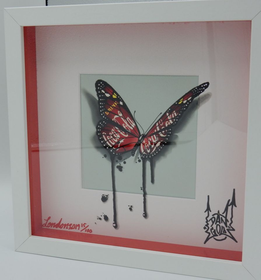 Urban Camouflage Butterfly / Cola 8