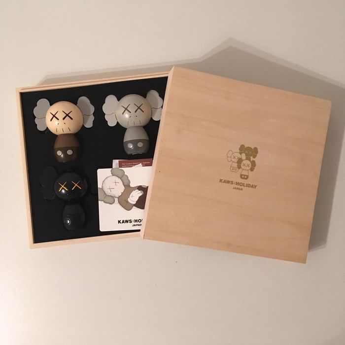 Kokeshi Doll Set 9