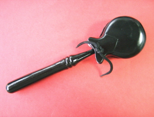 CASTAÑUELAS CON MANGO - JALE 109 SENCILLA NEGRA