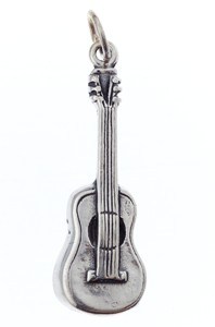 REGALO - COLGANTE DE GUITARRA ESPAÑOLA (PLATA) DESCATALOGADO