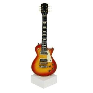 REGALO - FIGURA GUITARRA " ROJA "