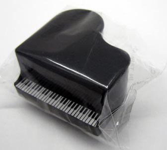 REGALO - SACAPUNTAS MUSICAL EN FORMA DE PIANO