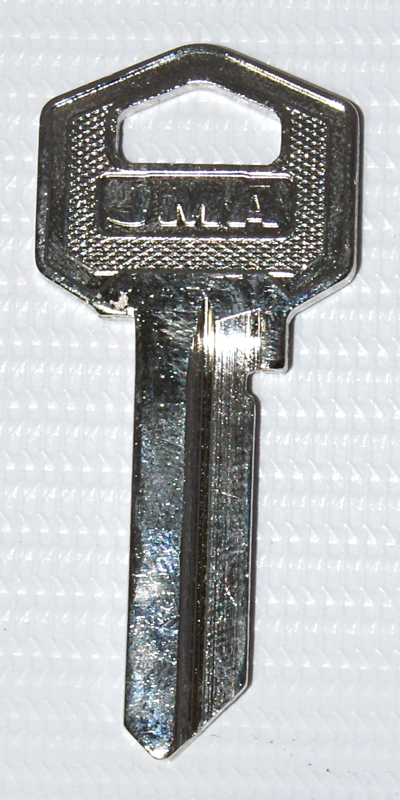 LLAVE SERRETA NORMAL ()