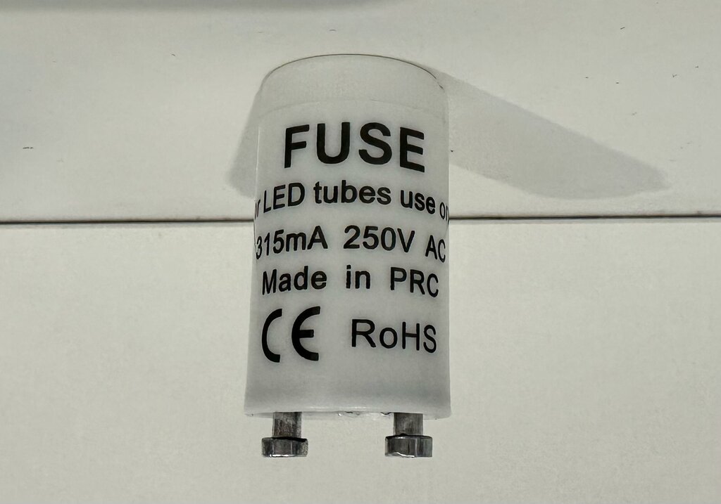 CEBADOR PUENTE PATA TUBO LED 330