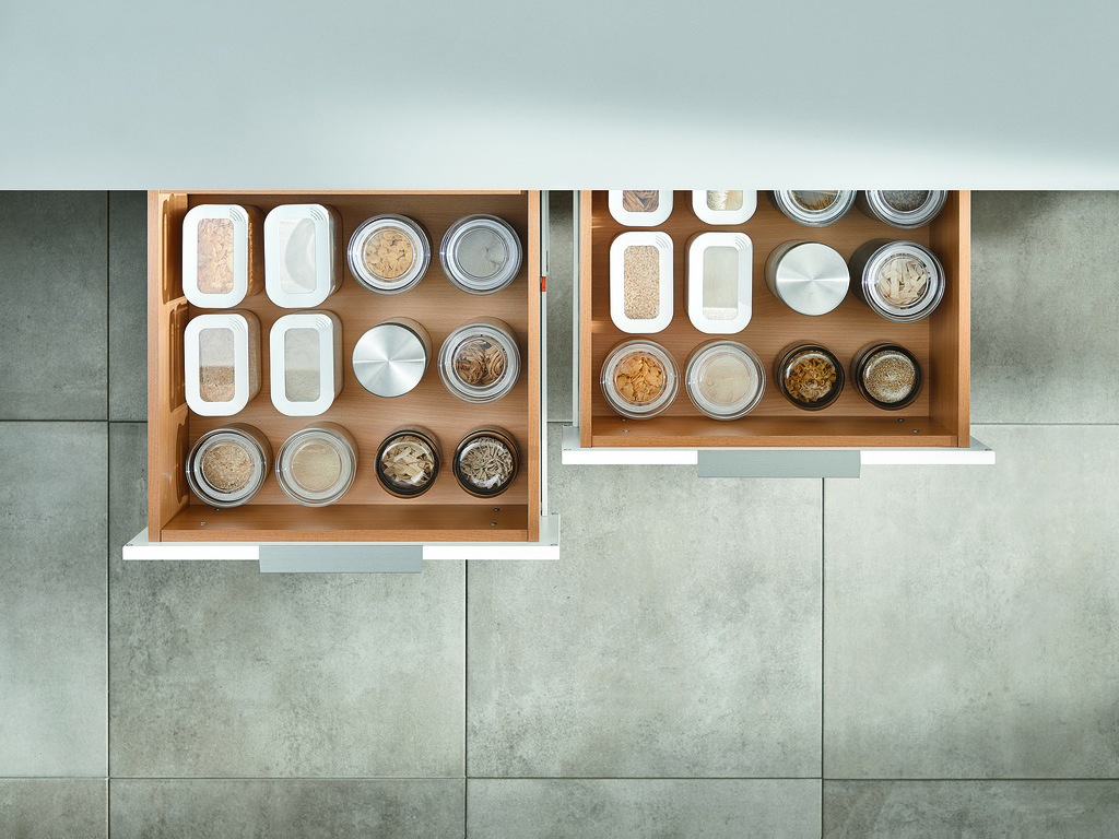 Guia p/cajones bs-230m blum    400mm