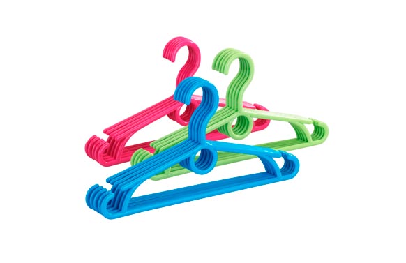 PERCHA ARMARIO PLASTICO INFANTIL 5 PIEZAS SURTIDAS 32 X 17 CM 14083100 1
