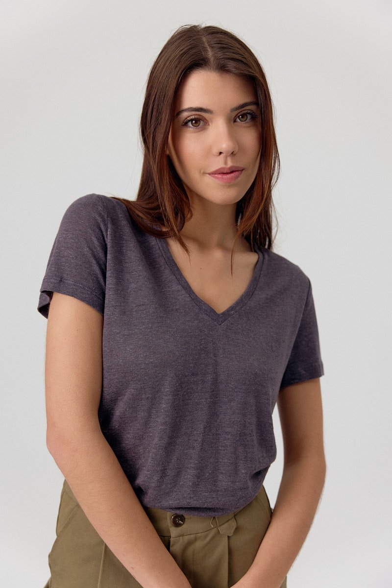 T-SHIRT DARLA - COLOR CARBÓN