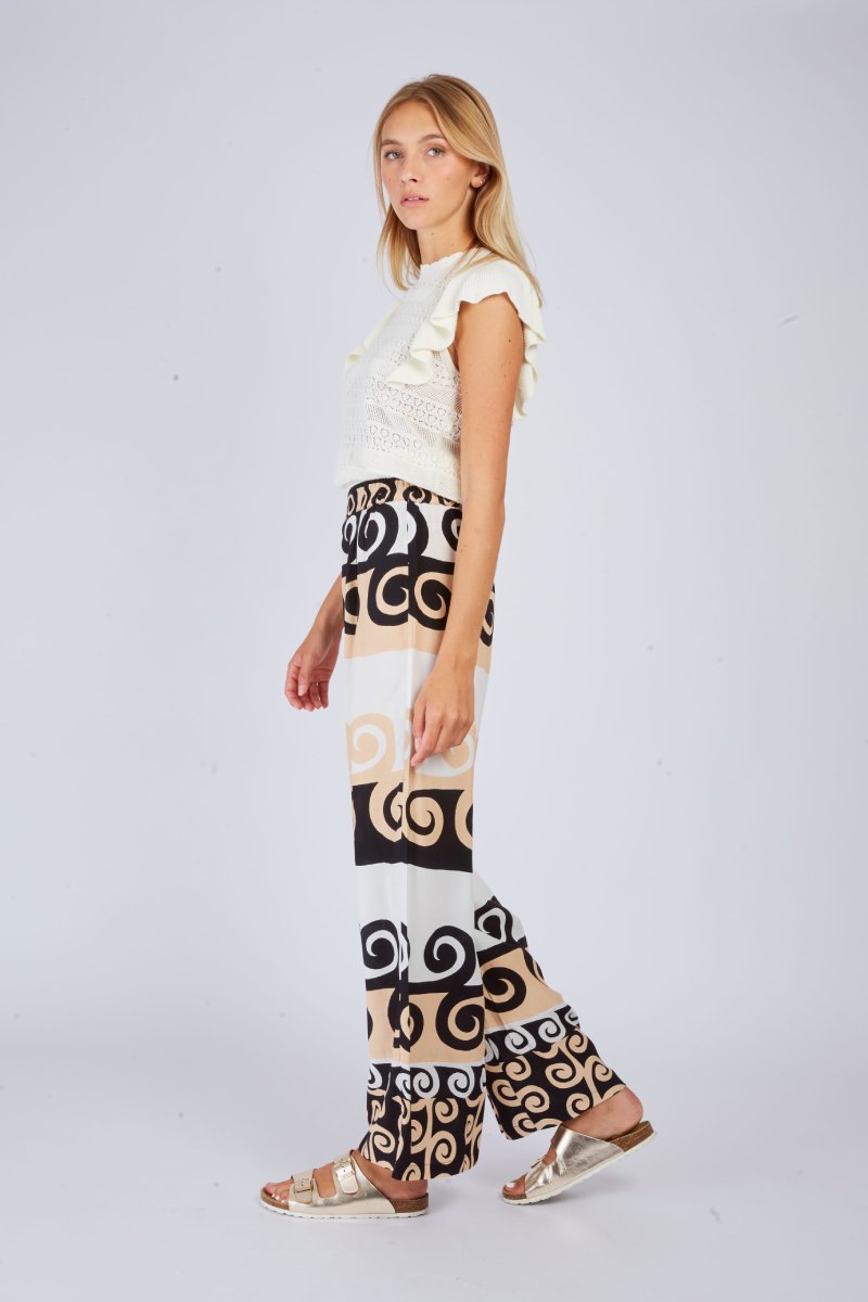 PANTALÓN RECTO ESTAMPADO DARCY - COLOR ECRU 4