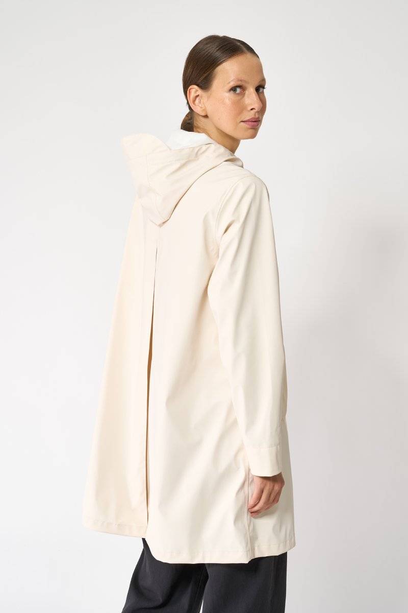 CHUBASQUERO IMPERMEABLE NUOVOLA - COLOR CRUDO 3